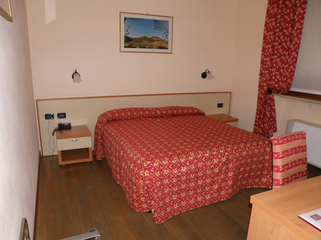 Hotel Madonna della Neve Cessole Esterno foto